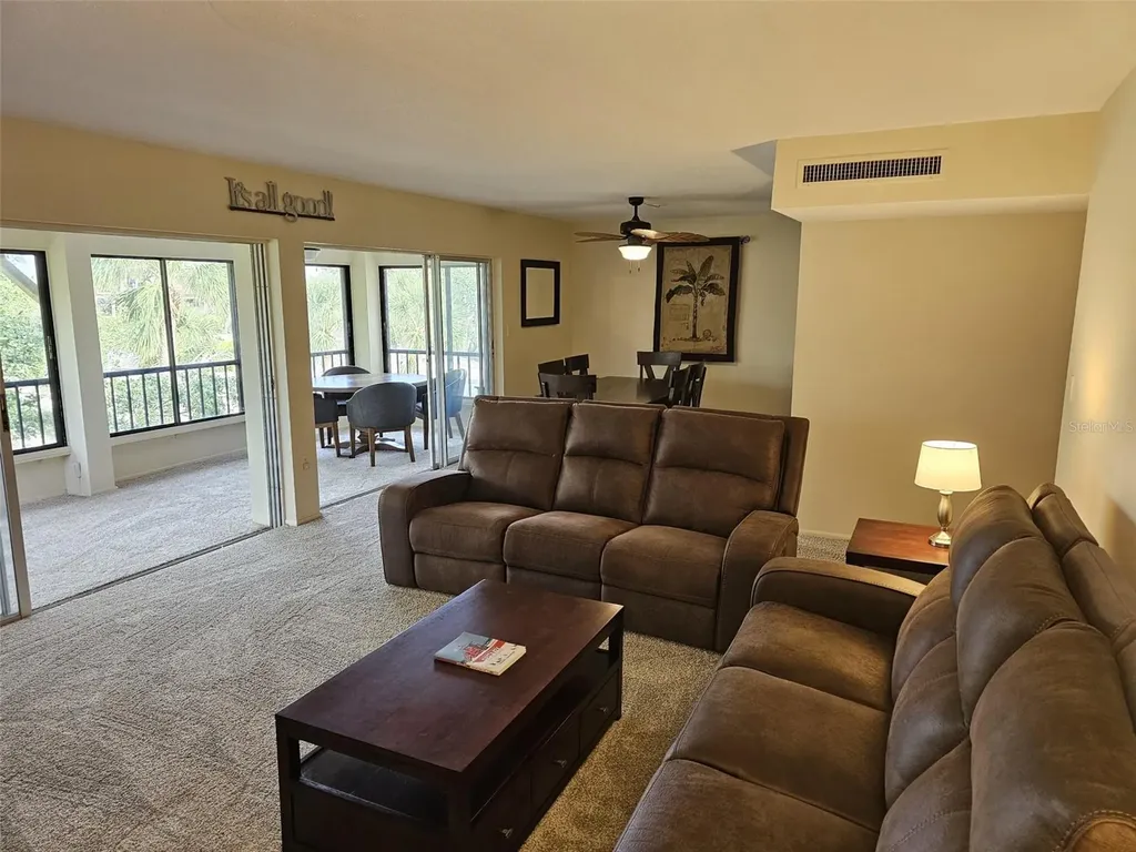 225 Hourglass Way Sarasota FL 34242