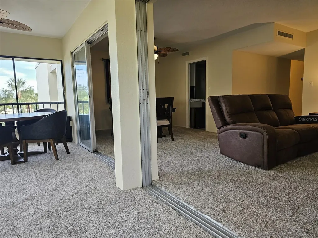 225 Hourglass Way Sarasota FL 34242