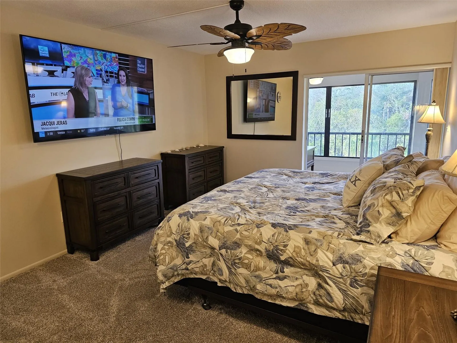 225 Hourglass Way Sarasota FL 34242