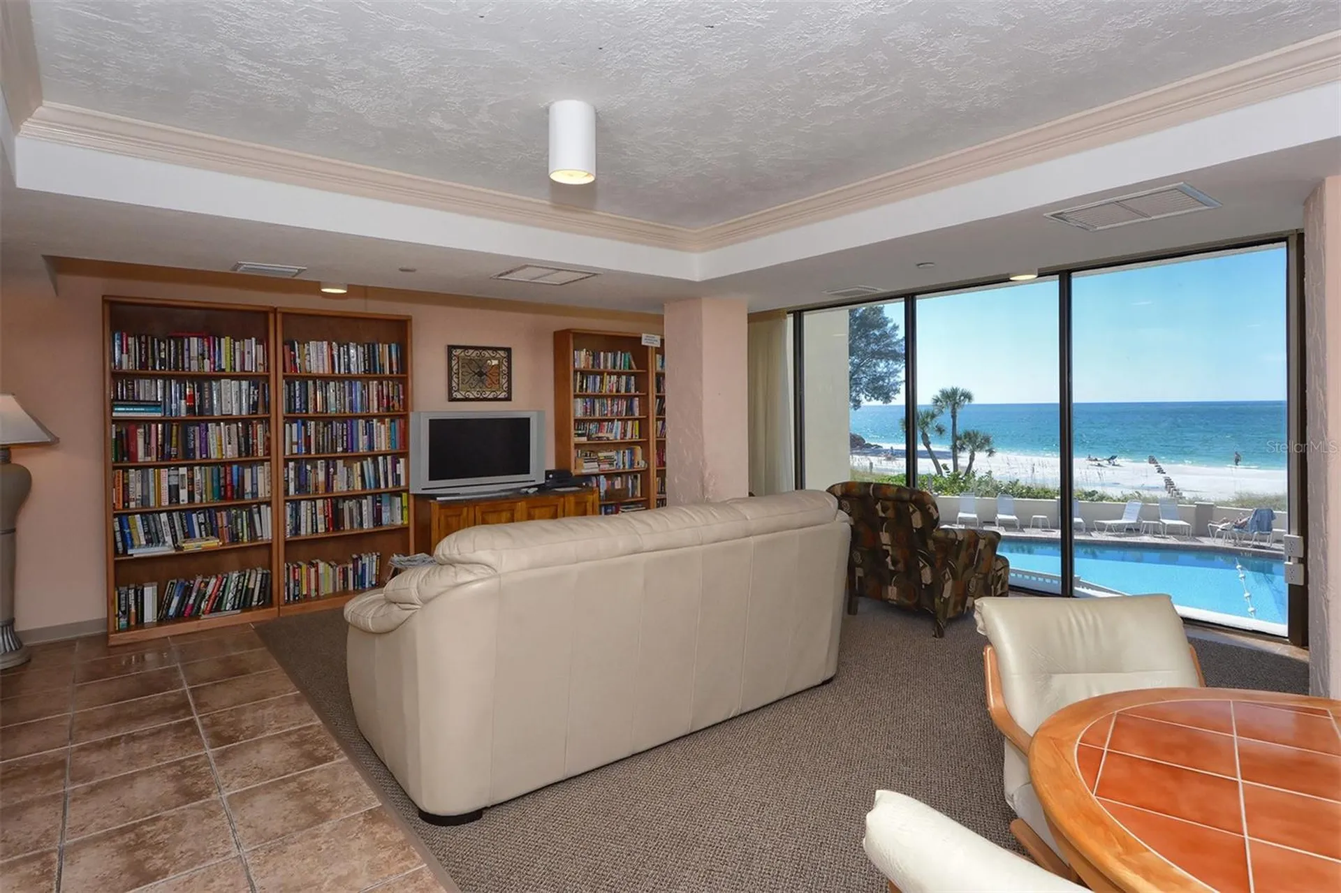 225 Hourglass Way Sarasota FL 34242