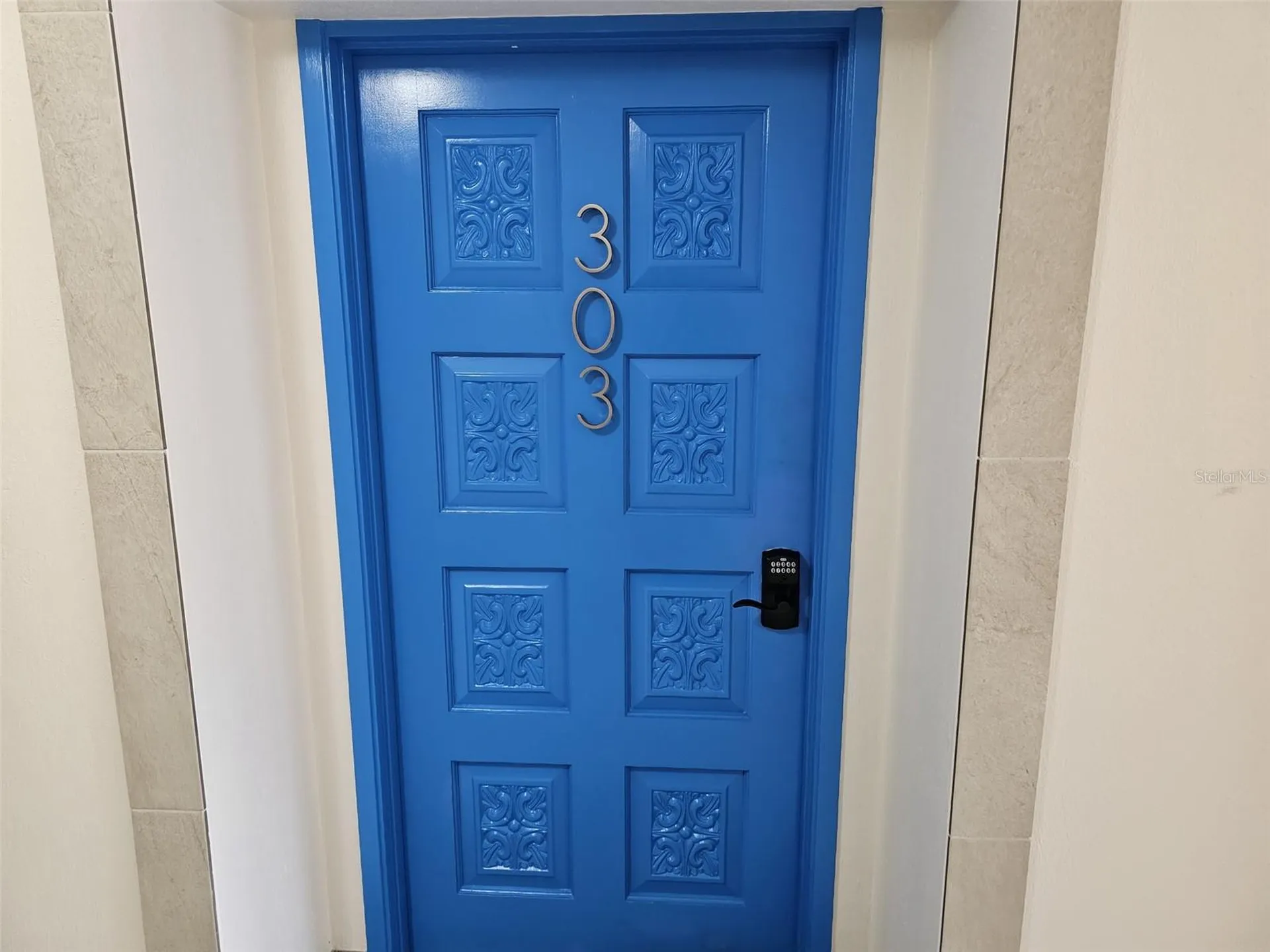225 Hourglass Way Sarasota FL 34242