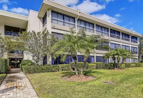 225 Hourglass Way Sarasota FL 34242