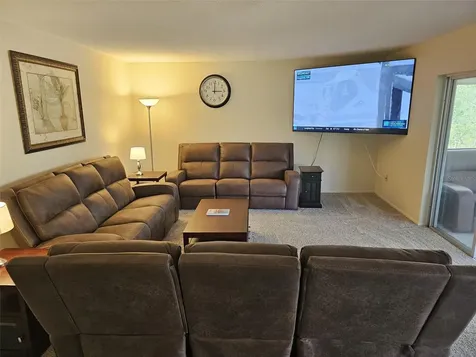 225 Hourglass Way Sarasota FL 34242