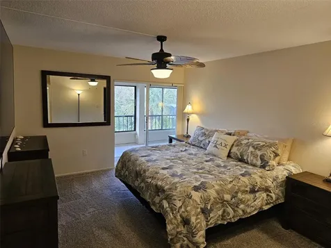 225 Hourglass Way Sarasota FL 34242