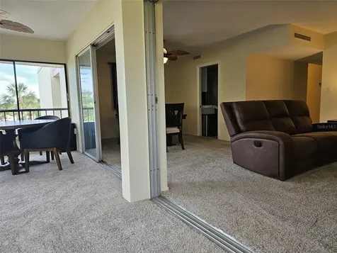 225 Hourglass Way Sarasota FL 34242