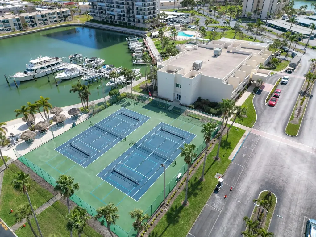 7910 Sun Island Drive S South Pasadena FL 33707