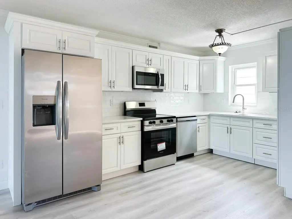 7910 Sun Island Drive S South Pasadena FL 33707