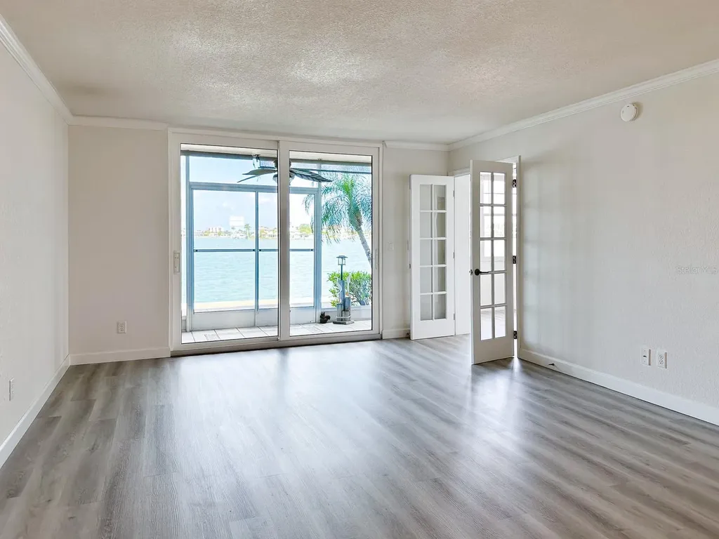 7910 Sun Island Drive S South Pasadena FL 33707
