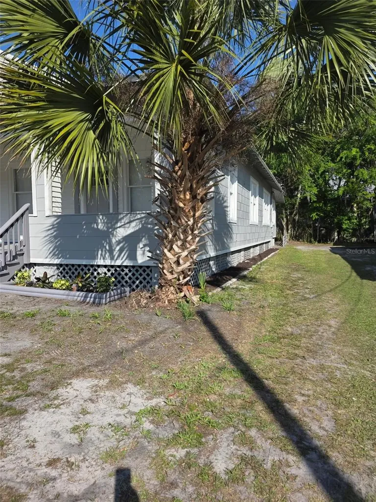 205 S 13th Street Palatka FL 32177