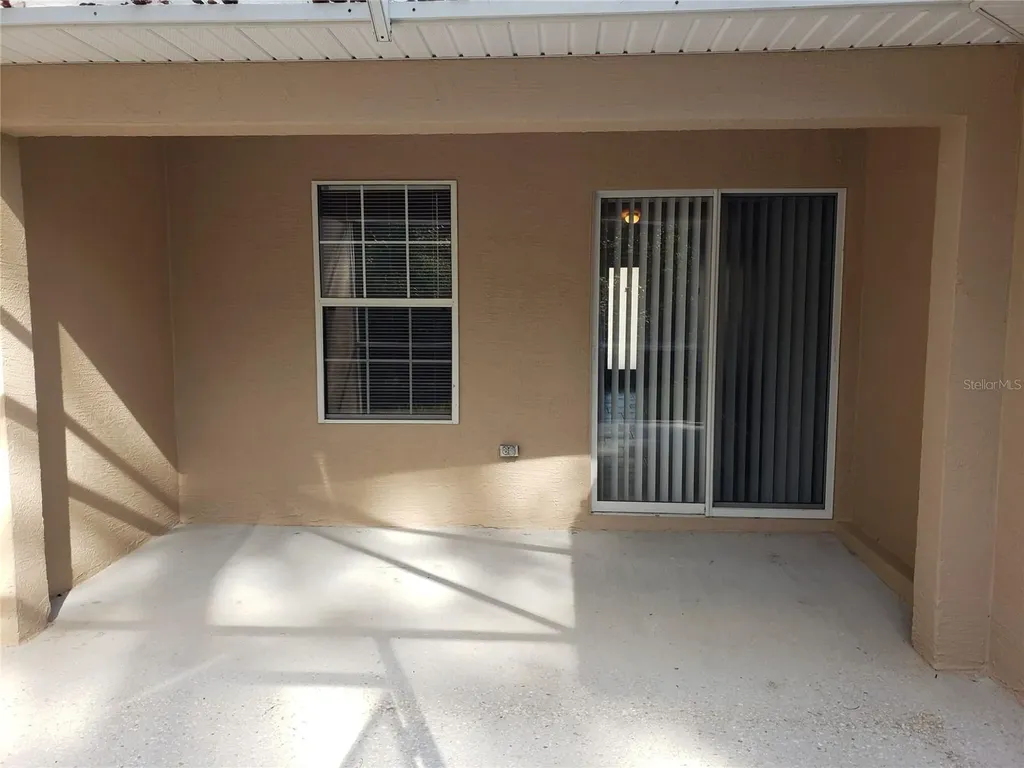 32 Zoeller Court Court Palm Coast FL 32164