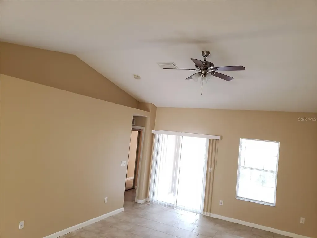 32 Zoeller Court Court Palm Coast FL 32164
