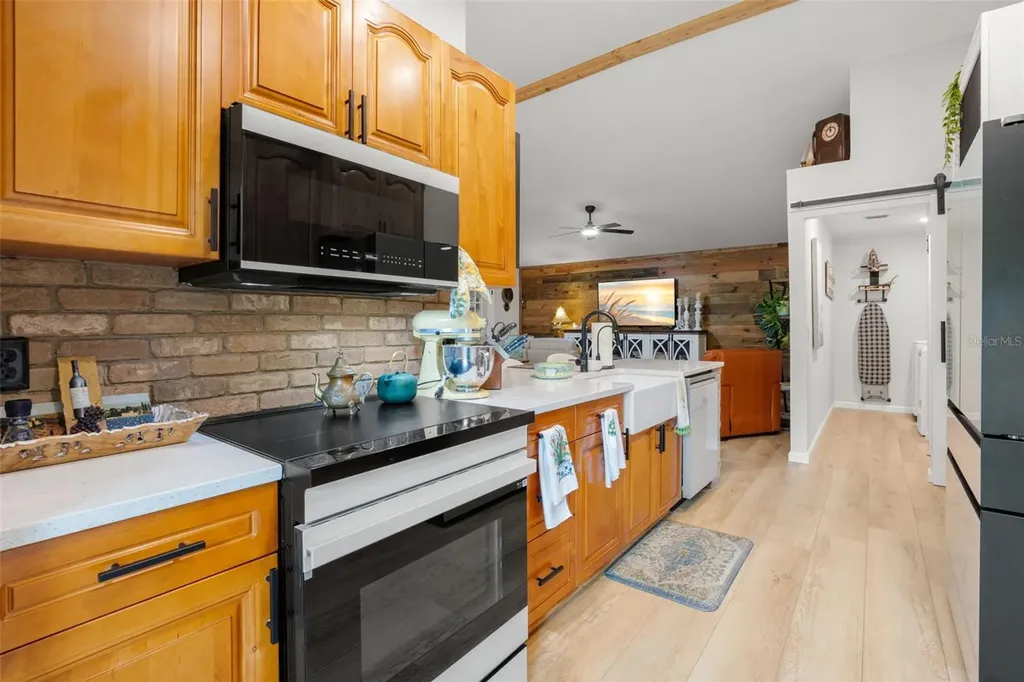 2068 Cheryl Drive Clearwater FL 33763