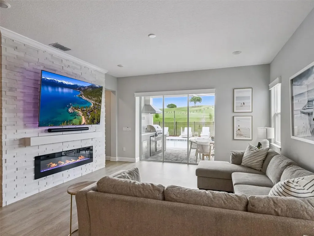 16132 Volterra Point Montverde FL 34756
