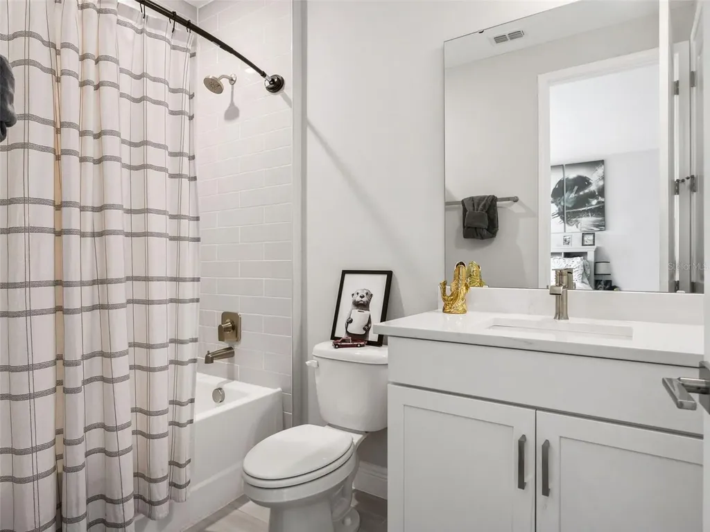 16132 Volterra Point Montverde FL 34756