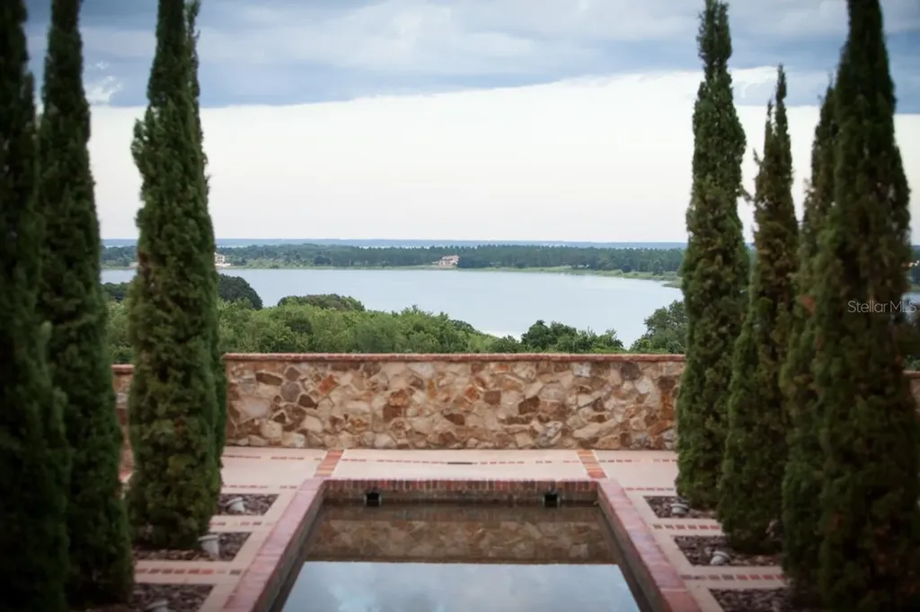 16132 Volterra Point Montverde FL 34756
