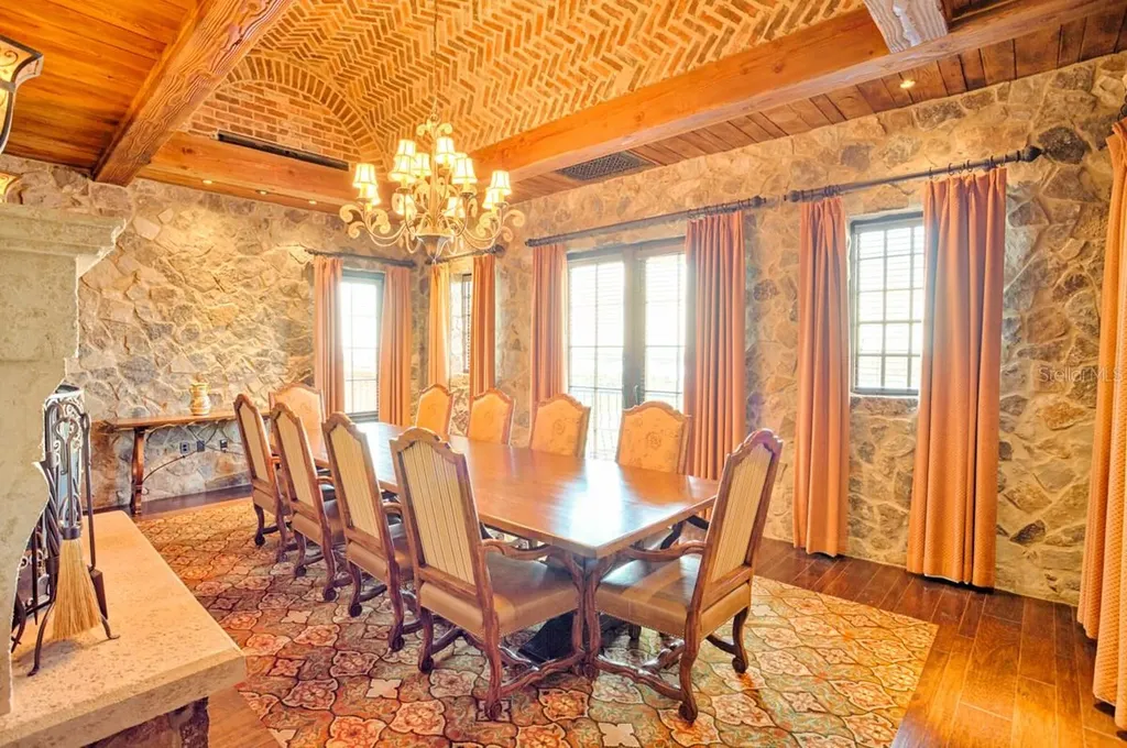 16132 Volterra Point Montverde FL 34756