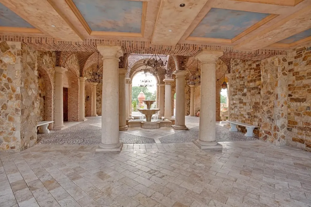 16132 Volterra Point Montverde FL 34756