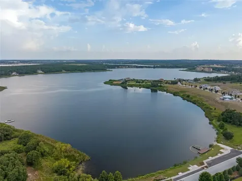16132 Volterra Point Montverde FL 34756