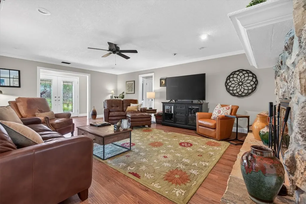 4510 Lake Gem Circle Orlando FL 32806