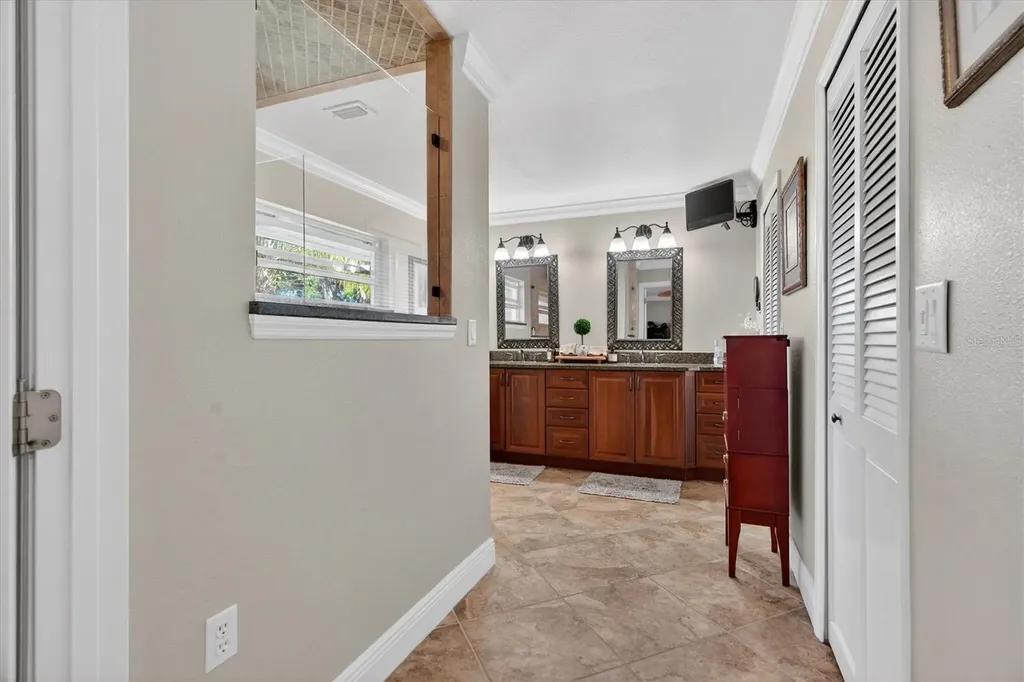 4510 Lake Gem Circle Orlando FL 32806