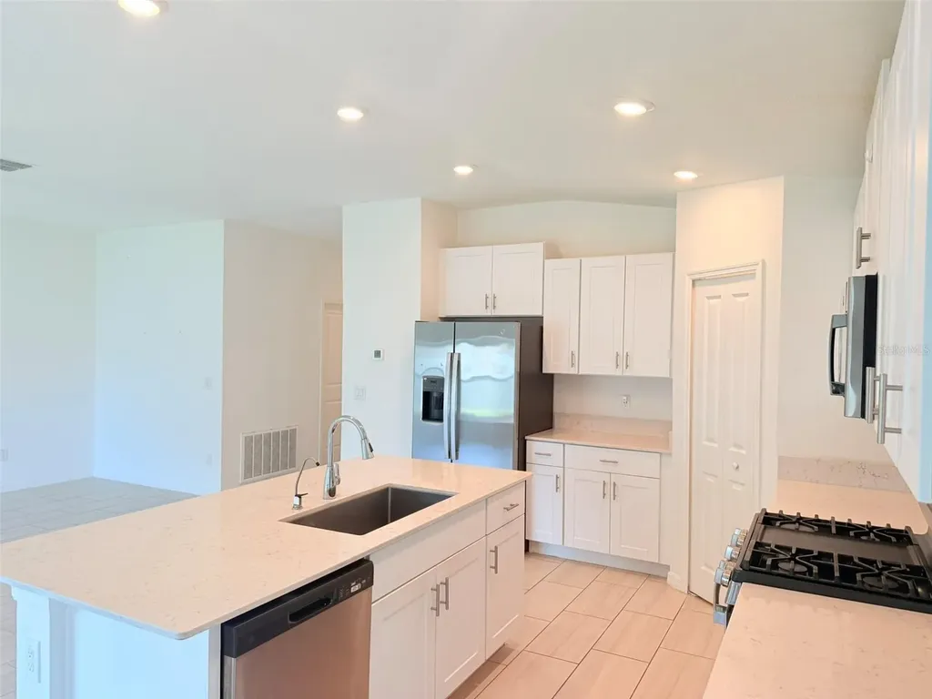 35007 Brackett Bend Zephyrhills FL 33541