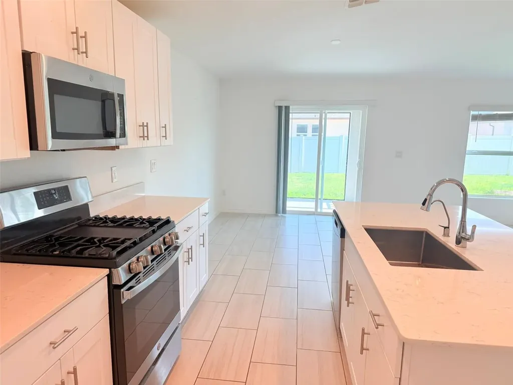 35007 Brackett Bend Zephyrhills FL 33541