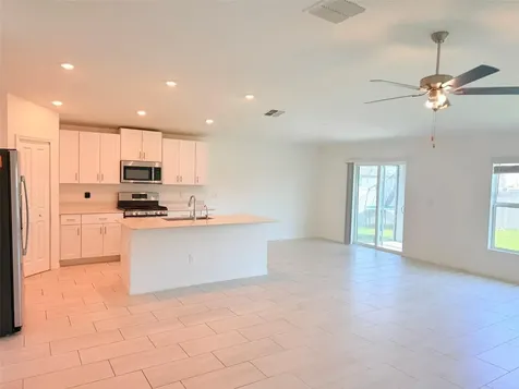 35007 Brackett Bend Zephyrhills FL 33541