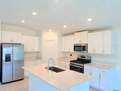 35007 Brackett Bend Zephyrhills FL 33541