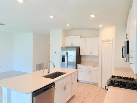 35007 Brackett Bend Zephyrhills FL 33541