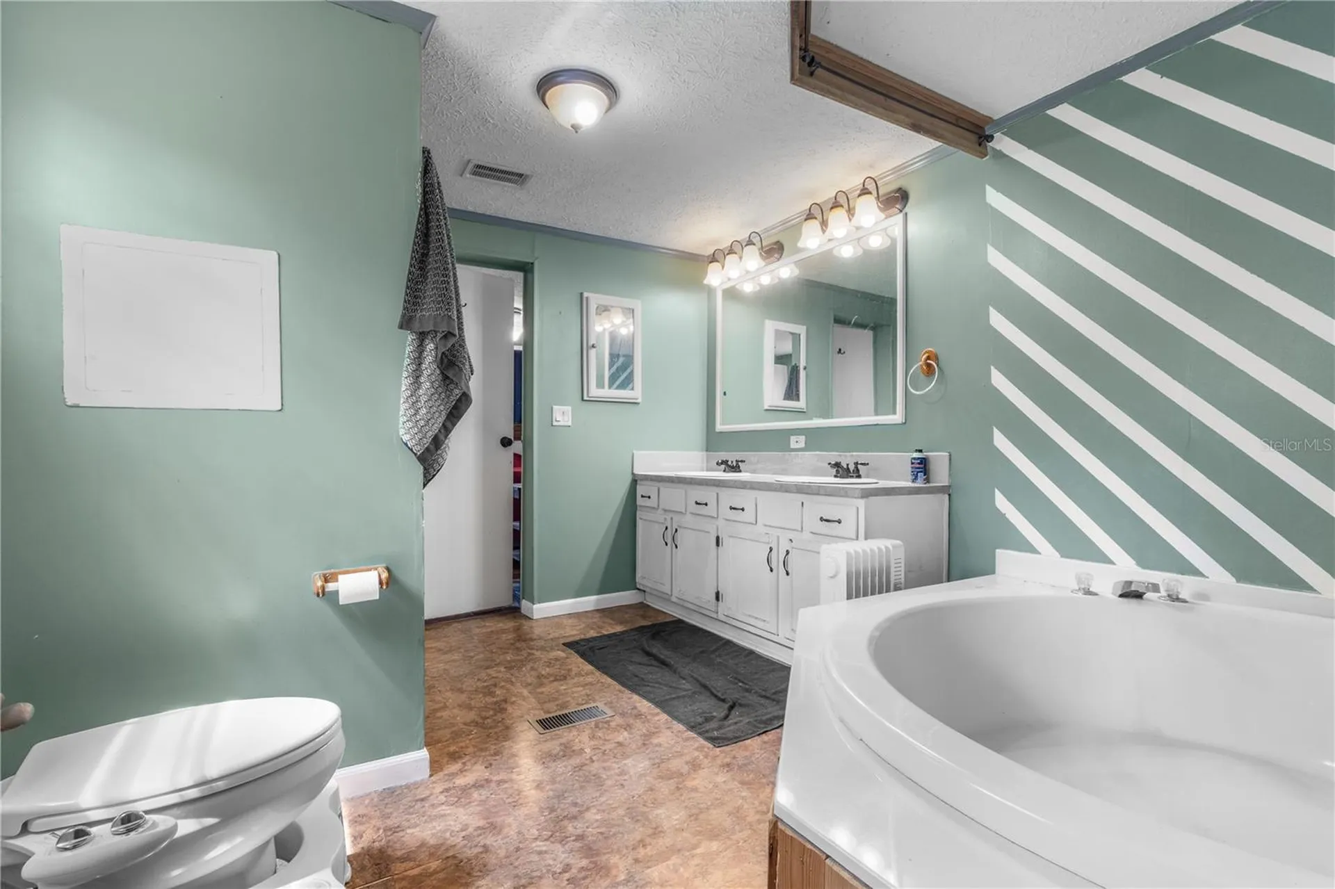 13219 NE 32nd Terrace Gainesville FL 32609