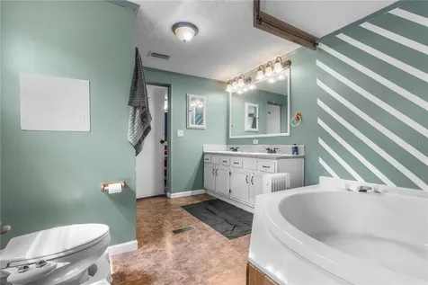13219 NE 32nd Terrace Gainesville FL 32609