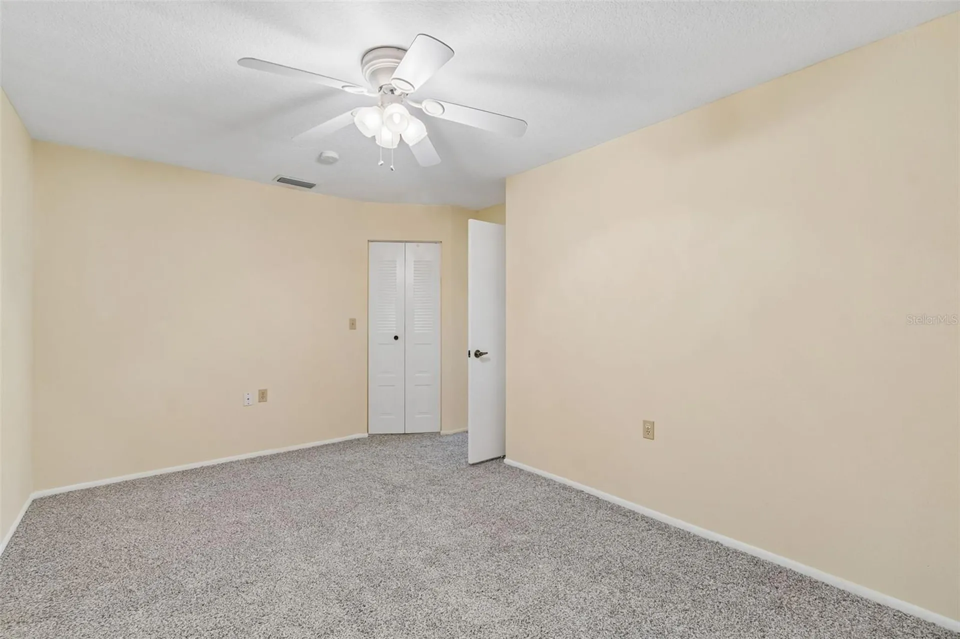 8105 Casuarina Drive Port Richey FL 34668