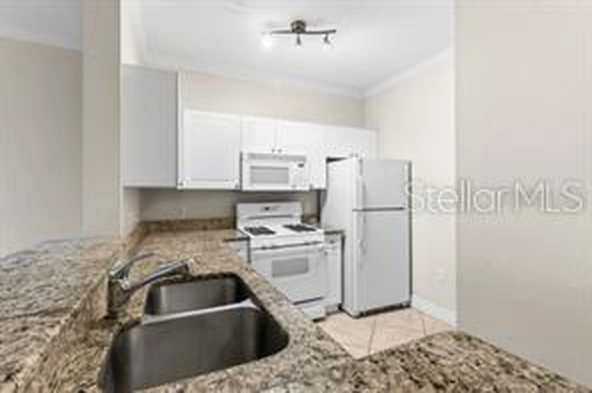 2755 Via Capri Clearwater FL 33764
