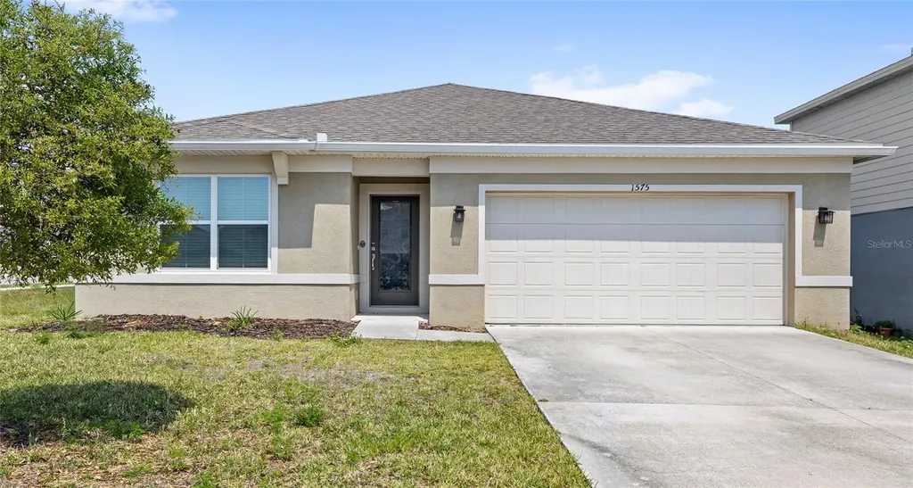 1575 Aspen Avenue Davenport FL 33837