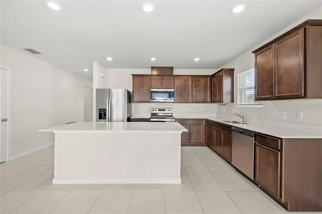 1575 Aspen Avenue Davenport FL 33837