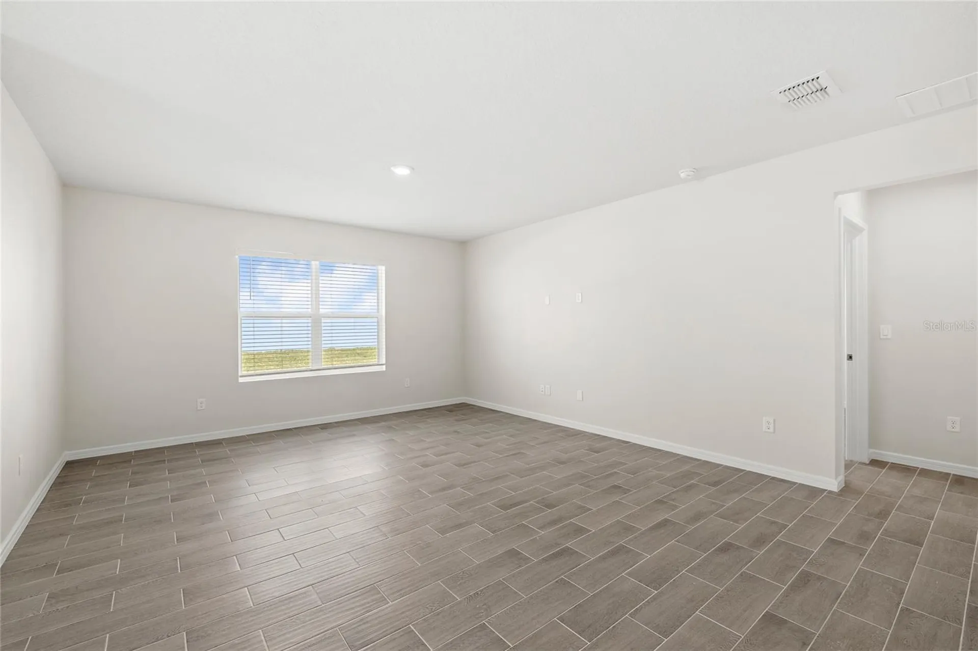 1575 Aspen Avenue Davenport FL 33837