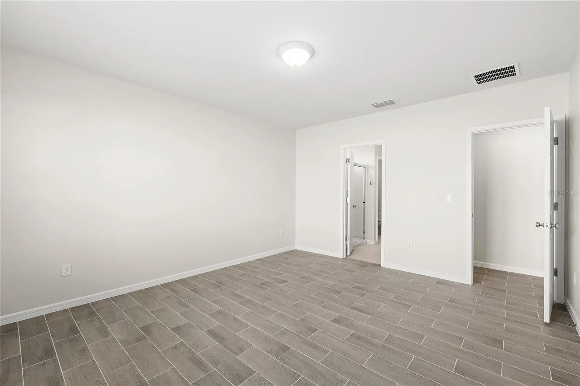 1575 Aspen Avenue Davenport FL 33837