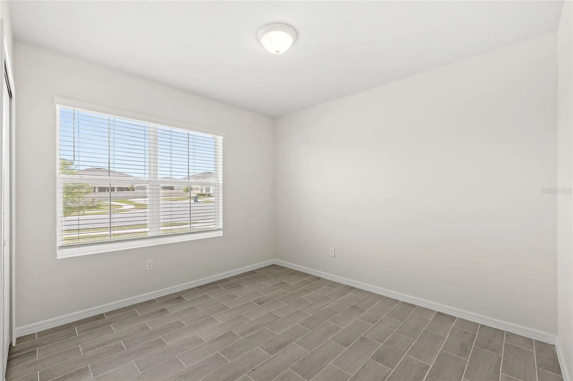 1575 Aspen Avenue Davenport FL 33837