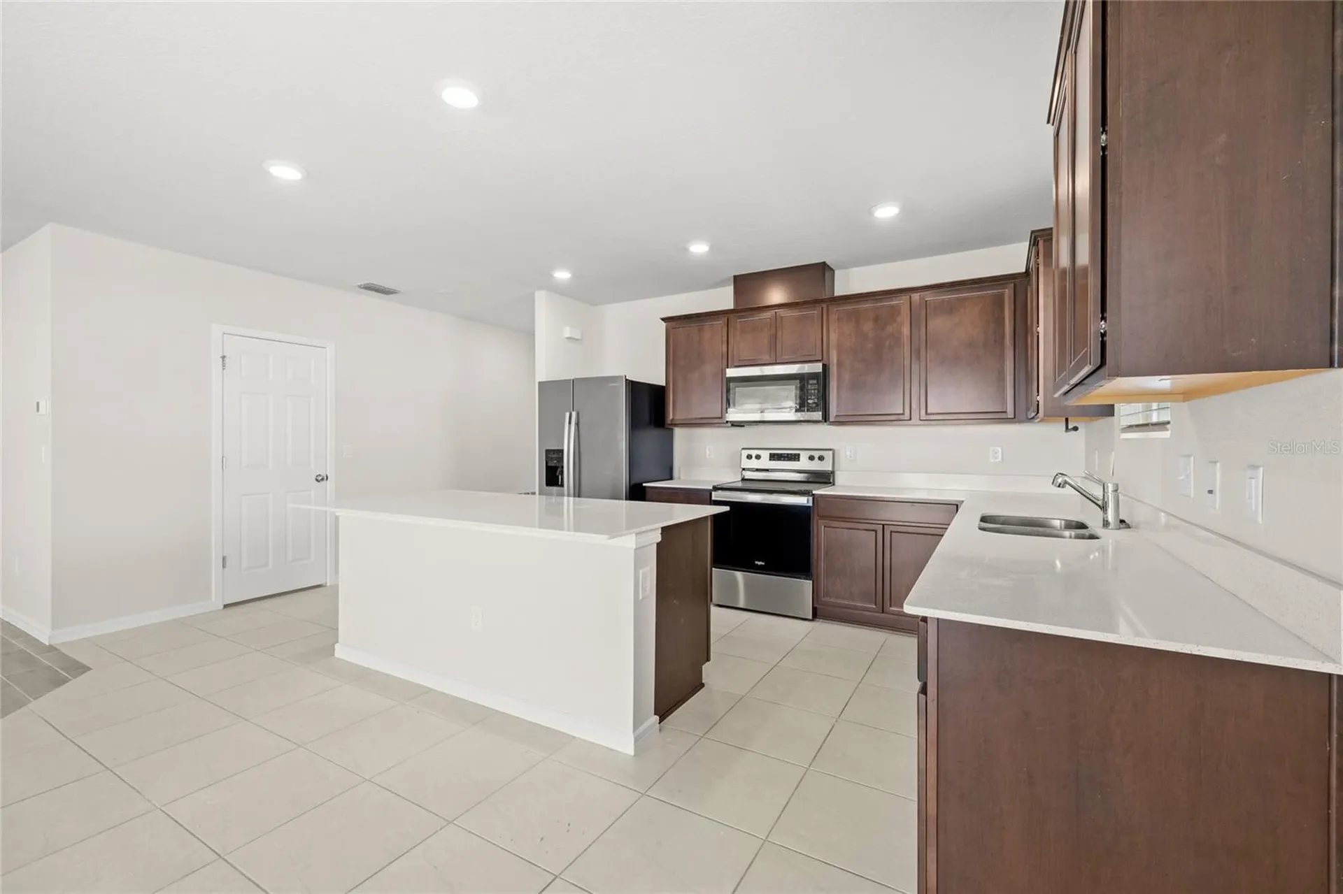 1575 Aspen Avenue Davenport FL 33837
