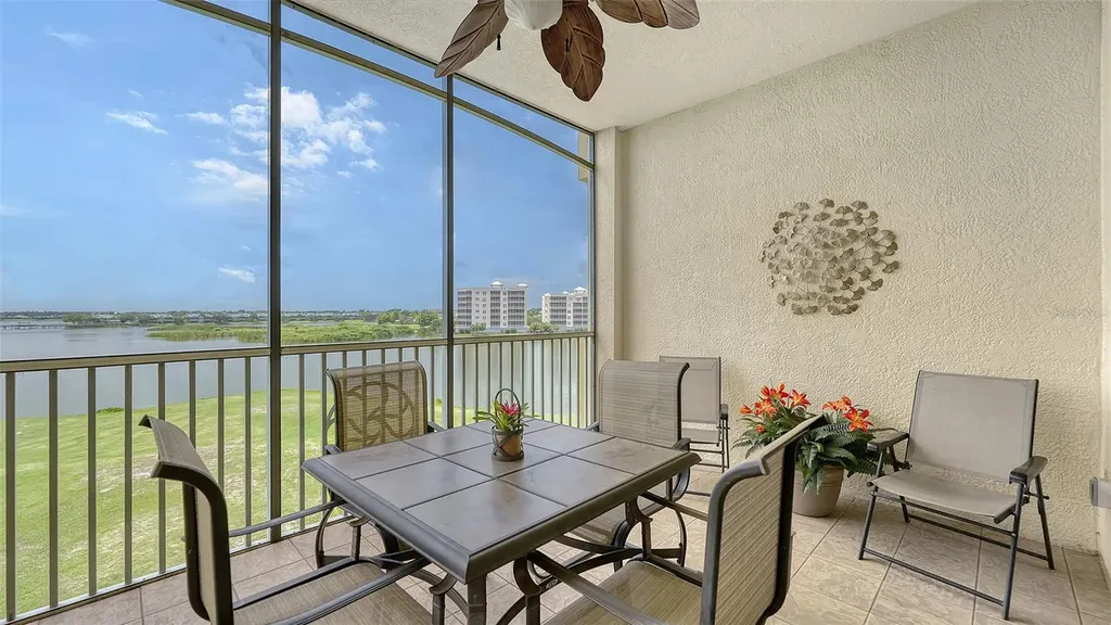 6350 Watercrest Way Lakewood Ranch FL 34202