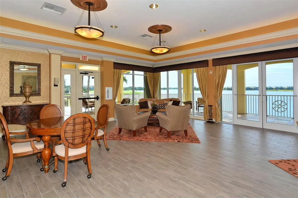 6350 Watercrest Way Lakewood Ranch FL 34202