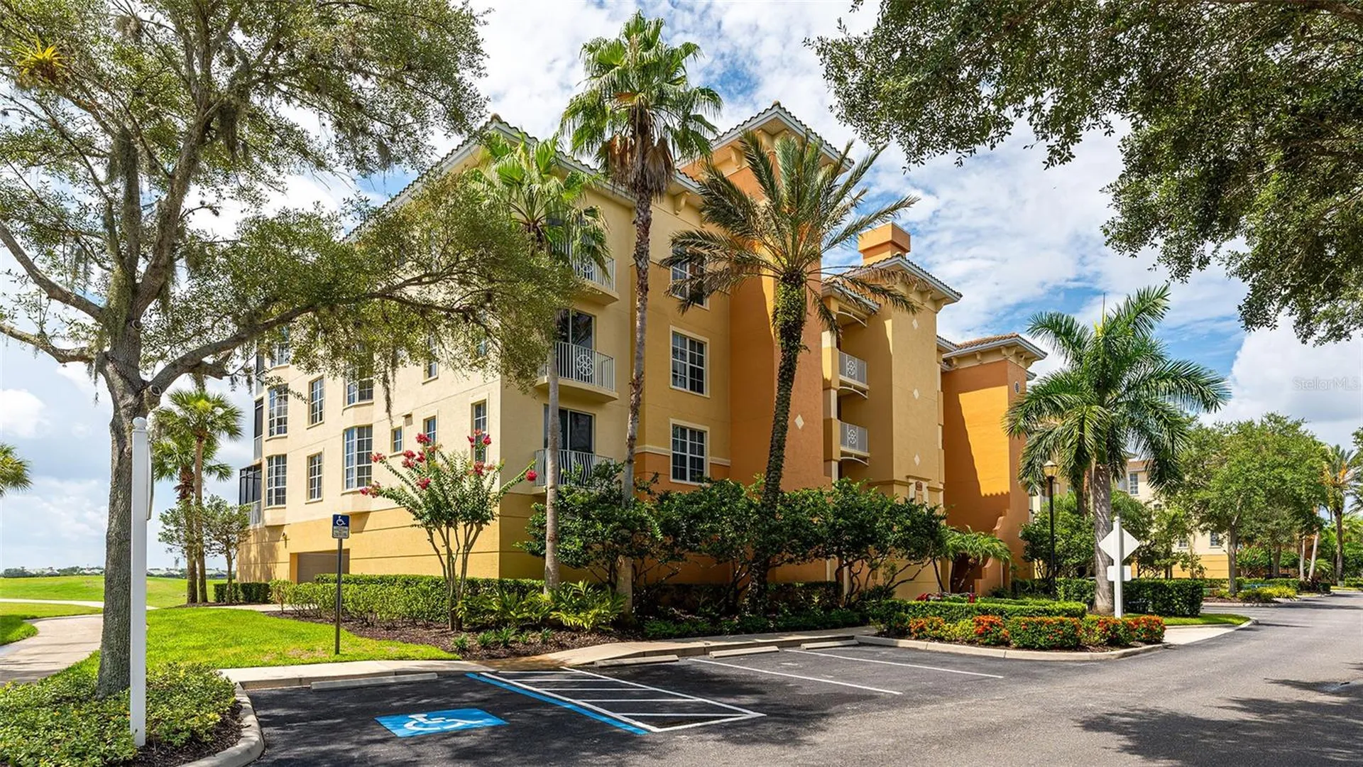 6350 Watercrest Way Lakewood Ranch FL 34202