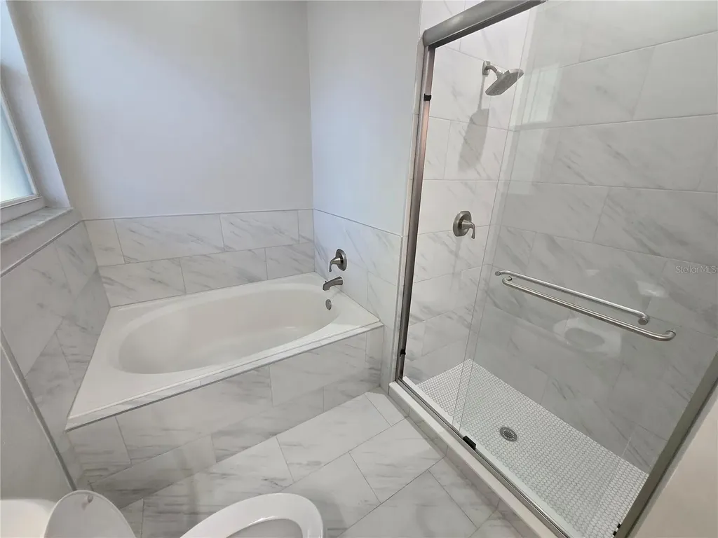 4211 2nd Avenue E Bradenton FL 34208