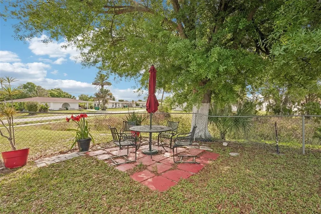 22359 Montrose Avenue Port Charlotte FL 33952