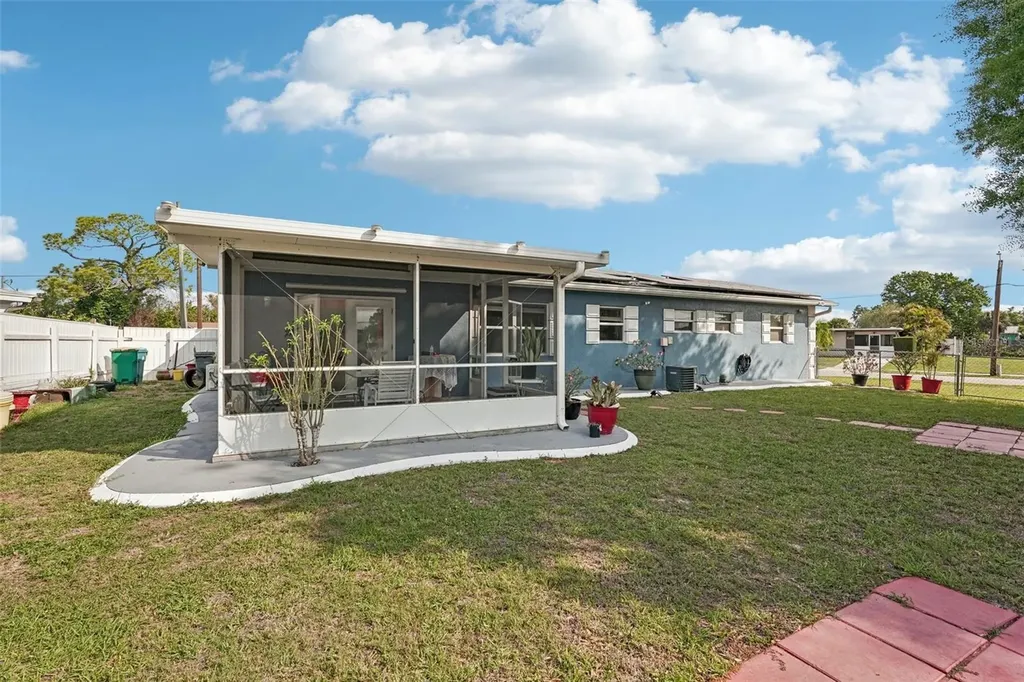 22359 Montrose Avenue Port Charlotte FL 33952