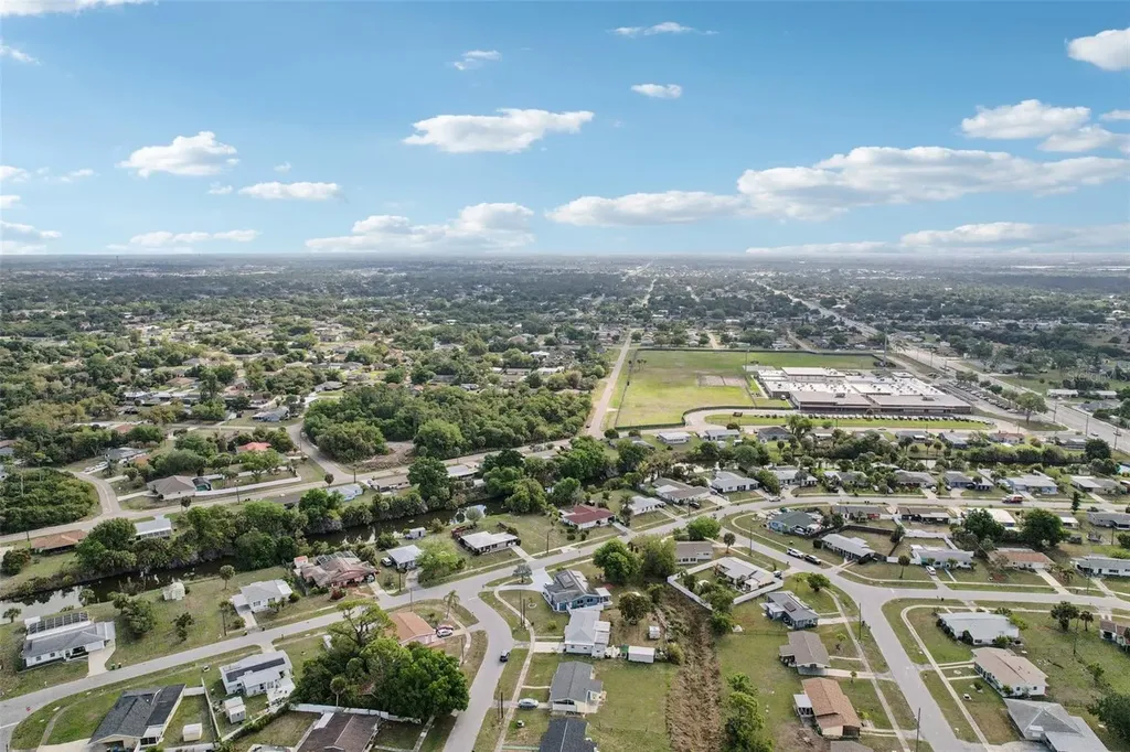 22359 Montrose Avenue Port Charlotte FL 33952