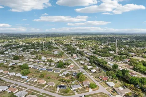 22359 Montrose Avenue Port Charlotte FL 33952
