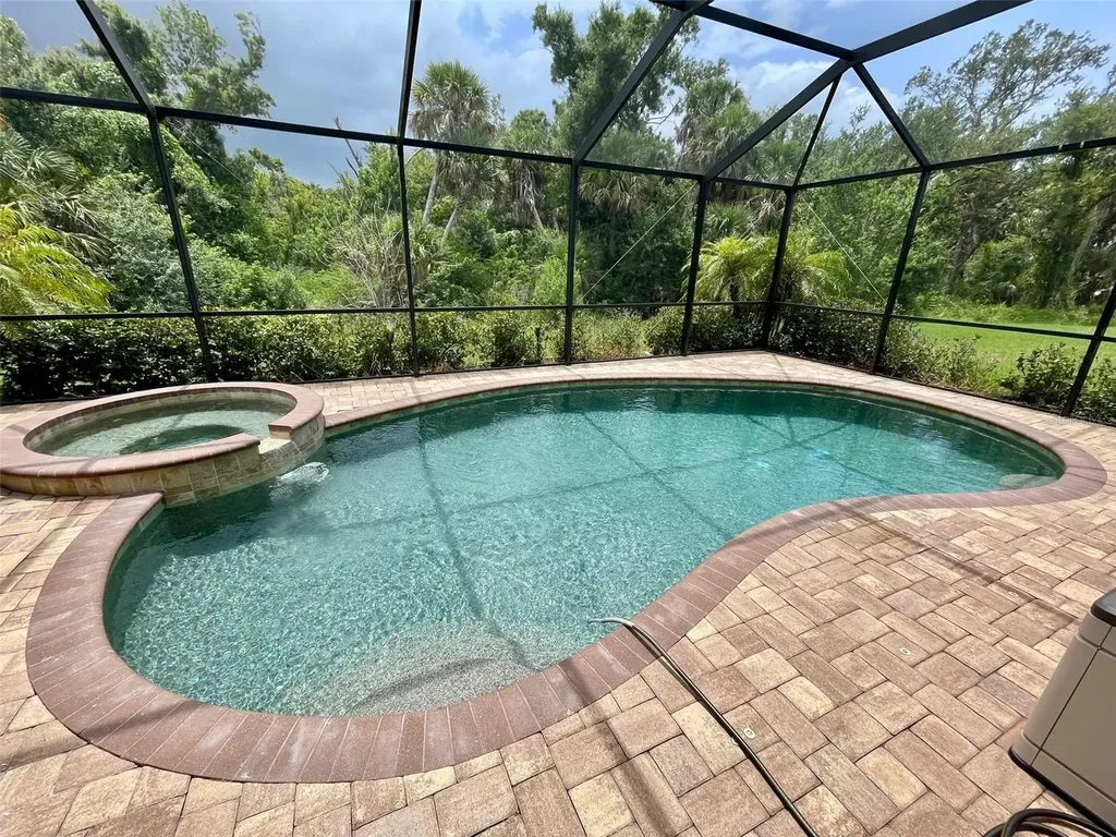 20940 Valore Court Venice FL 34293