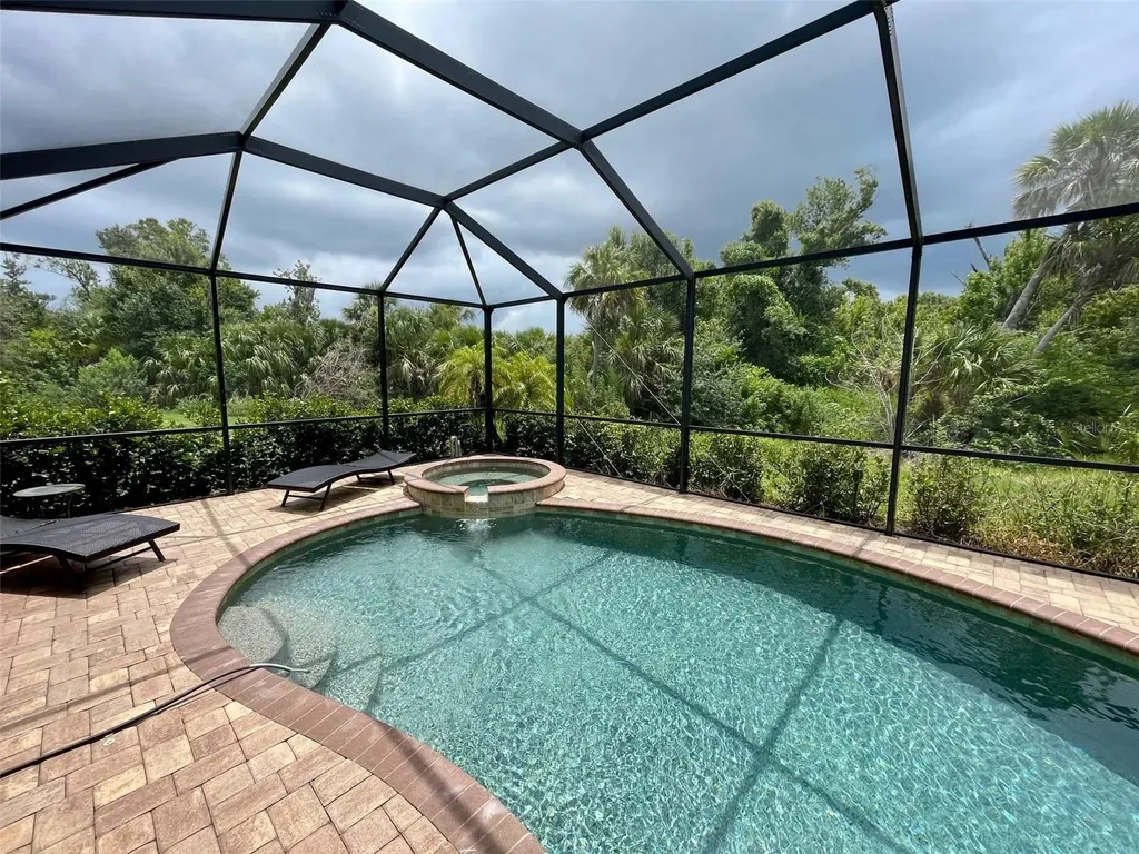 20940 Valore Court Venice FL 34293
