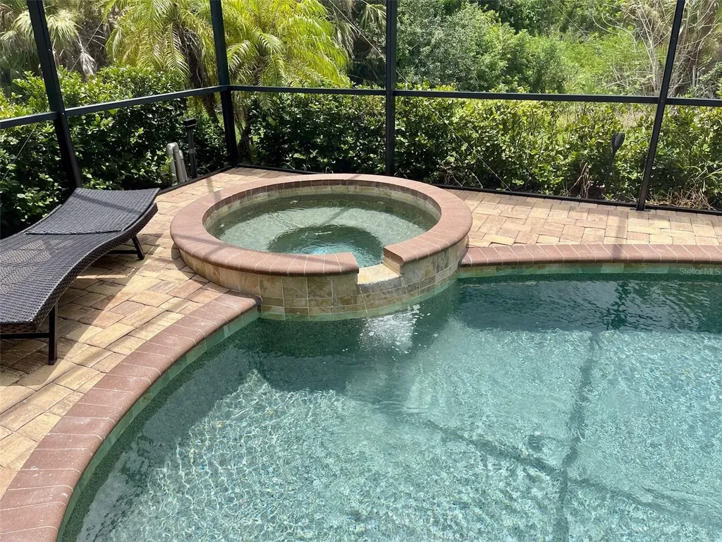 20940 Valore Court Venice FL 34293